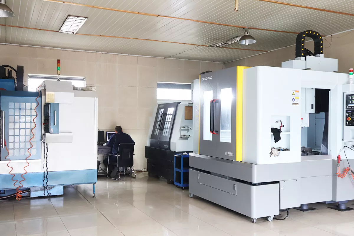 Mold Center